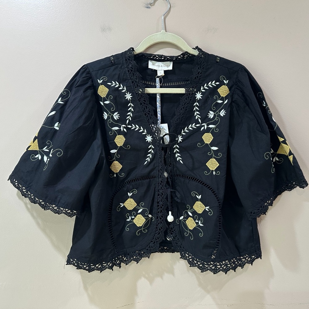 NWT Jennifer Grace Black Tie Top Floral Embroidered Cottagecore Boho Womens M